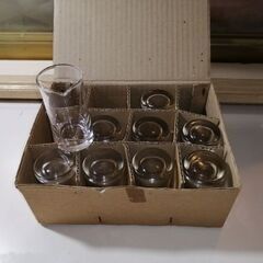 コーヒーカップ、ティーカップ、ソーサー、グラス、ミルクピッチャー、ケーキ皿、シュガーポットなど　1/6ページの画像