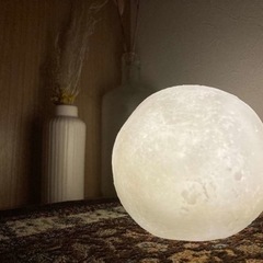 スリーコインズ❤️ LEDムーンタッチライト