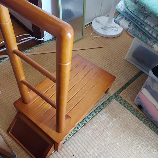 手すりつき踏み台(ほぼ新品)