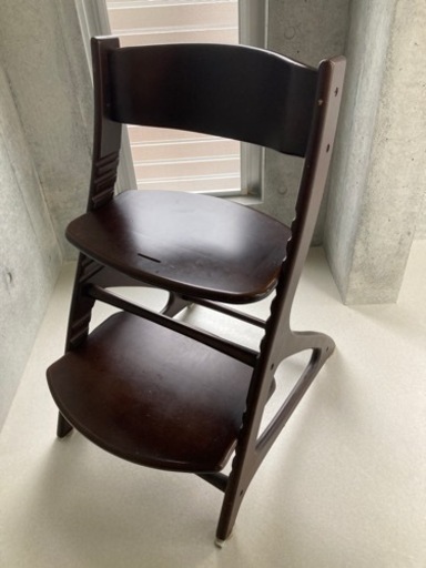 新生活応援　イス　【本体価格28,380円⇨2500円　90%以上off】大和屋　マテルナ　ガードチェア　子供用チェア　ハイチェア　キッズチェア　ベビーチェア