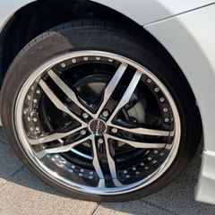 プリウスアルファ！7人乗り！フルモデリスタ！シャレン深リム19インチアルミホイール！距離少なく車検ロング！の画像