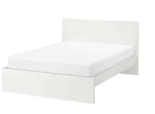 【IKEA　ベッドMalm・マットレス・サイドテーブル２個セット　白】他とまとめてお引き取り大歓迎！