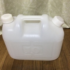 水タンク　10L  ノズル付き