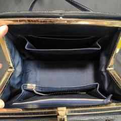 黒のバッグの画像