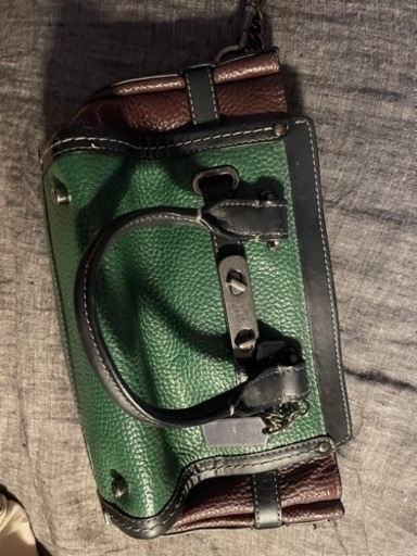 COACH バッグ　古着　3月9日まで取引できます