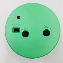 緑の置時計 アラーム機能の画像