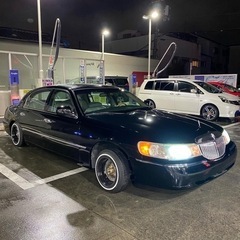 98タウンカー　
