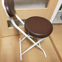 折りたたみ椅子　決定しました