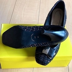 美品!! プールサイド 24㎝　リボンツイードパンプス  リボンパンプスの画像
