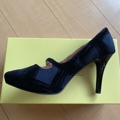 美品！！プールサイド　パンプス　24㎝の画像