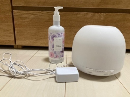 フランフラン　イーリス超音波式イルミネーション加湿器　アロマウォーター付き
