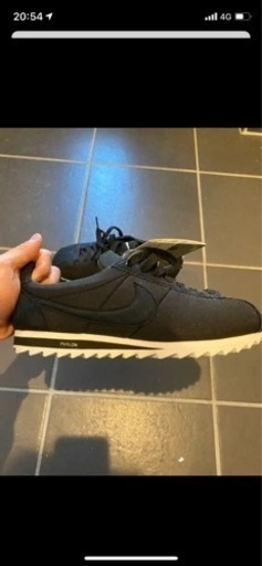 【新品】NIKE 限定スニーカー
