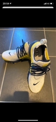 NIKE スニーカー