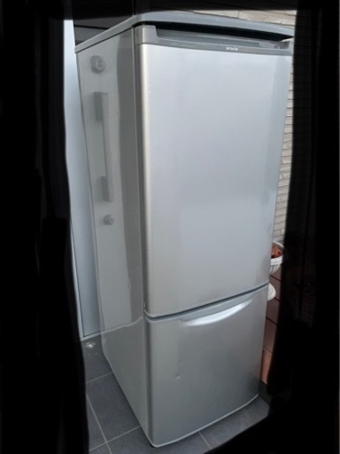 日立冷蔵庫　145L