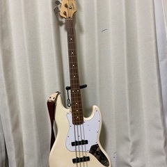 fender japan ジャズベース　型番Q080019