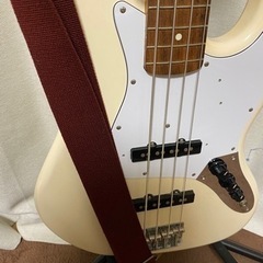fender japan ジャズベース　型番Q080019の画像