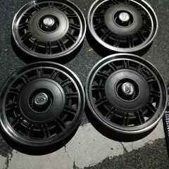 日産サニー純正ホイールキャップ