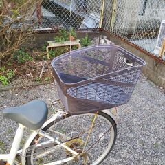 自転車(26インチ、後部カゴ付き)(中古　使用感あり)の画像