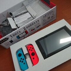 美品中古 ！ Nintendo Switch ニンテンドースイッチ 後期  ネオンブルー ネオンレッドの画像