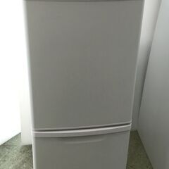 22R051 ジ C Panasonic パナソニック ノンフロン冷凍冷蔵庫 NR-B14CW-W形 2020年製 138L 取扱説明書付き 中古品