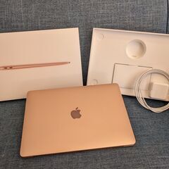 M1 Macbook Air ゴールド 8GB RAM 256G...