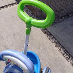 子供用三輪車の画像