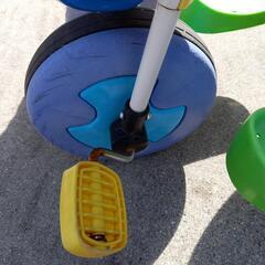 子供用三輪車の画像