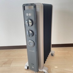 デロンギ　ヴェルティカルド　オイルヒーター　RHJ21F0812-GY