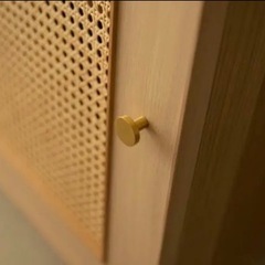 クリエイティブの裏側　キャビネットナチュラルの画像