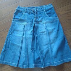 デニムスカート