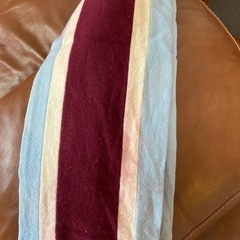 色移りたくさんあり、フレッドペリー　マフラーの画像