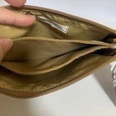 ✪お話中✪terawear emu   ポーチ①薄茶？  新品未使用の画像