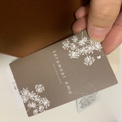 terawear emu  スマホショルダーバッグ②  茶色  新品未使用の画像