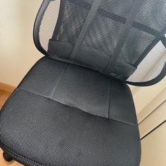 デスクチェア　オフィスチェアの画像