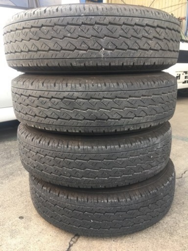 引き取り限定！　195/80R15 107/105L ブリヂストン