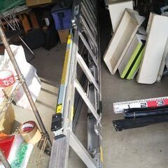 ２段はしご、脚立類