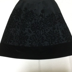 黒いスカート(卒入学にいかがでしょうか？)ARAMIS