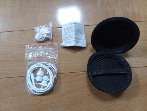 イヤホン