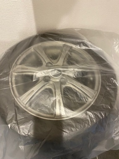 スタッドレス タイヤ 美品