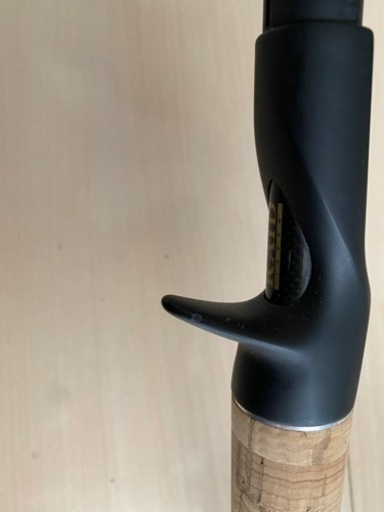値下げしました。お早めにどうぞ。レイドジャパン　グラディエーター　アブソーバー