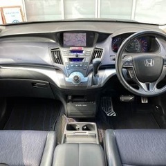 【誰でもローンで車が買える！？】ハーフレザー！Bluetooth付！
