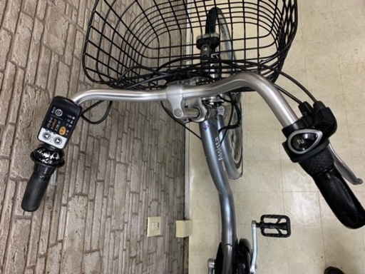 新生活応援SALE 東京23区配達無料　新基準　ブリヂストン　アシスタ　6.6Ah リチウム 電動自転車 中古 26