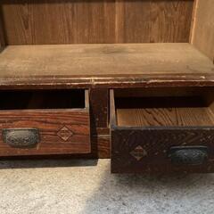 アンティーク本棚の画像