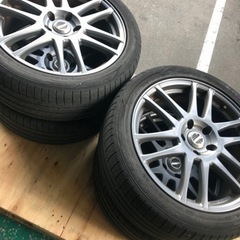 タイヤのみです。ファルケンタイヤ225/45r18。