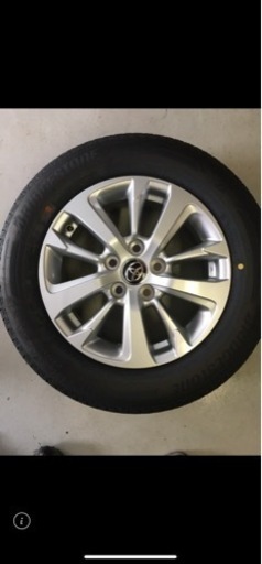 205/65 16インチ　ヤリスクロス　純正