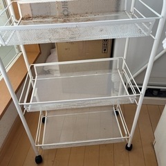 決まりました。IKEA ランドリーワゴン