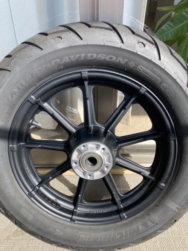 ハーレースポーツスター純正リアキャストホイールとタイヤセット
