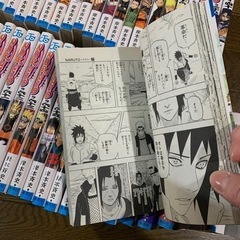 ナルト全巻72巻＋秘伝4冊の画像