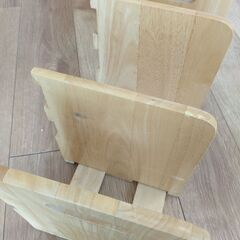 ニトリ　ブックスタンド　伸縮　スライド　本棚の画像