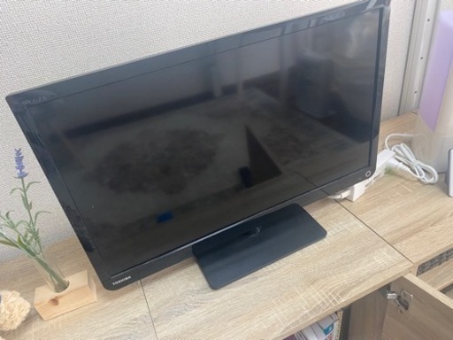テレビ　24インチ